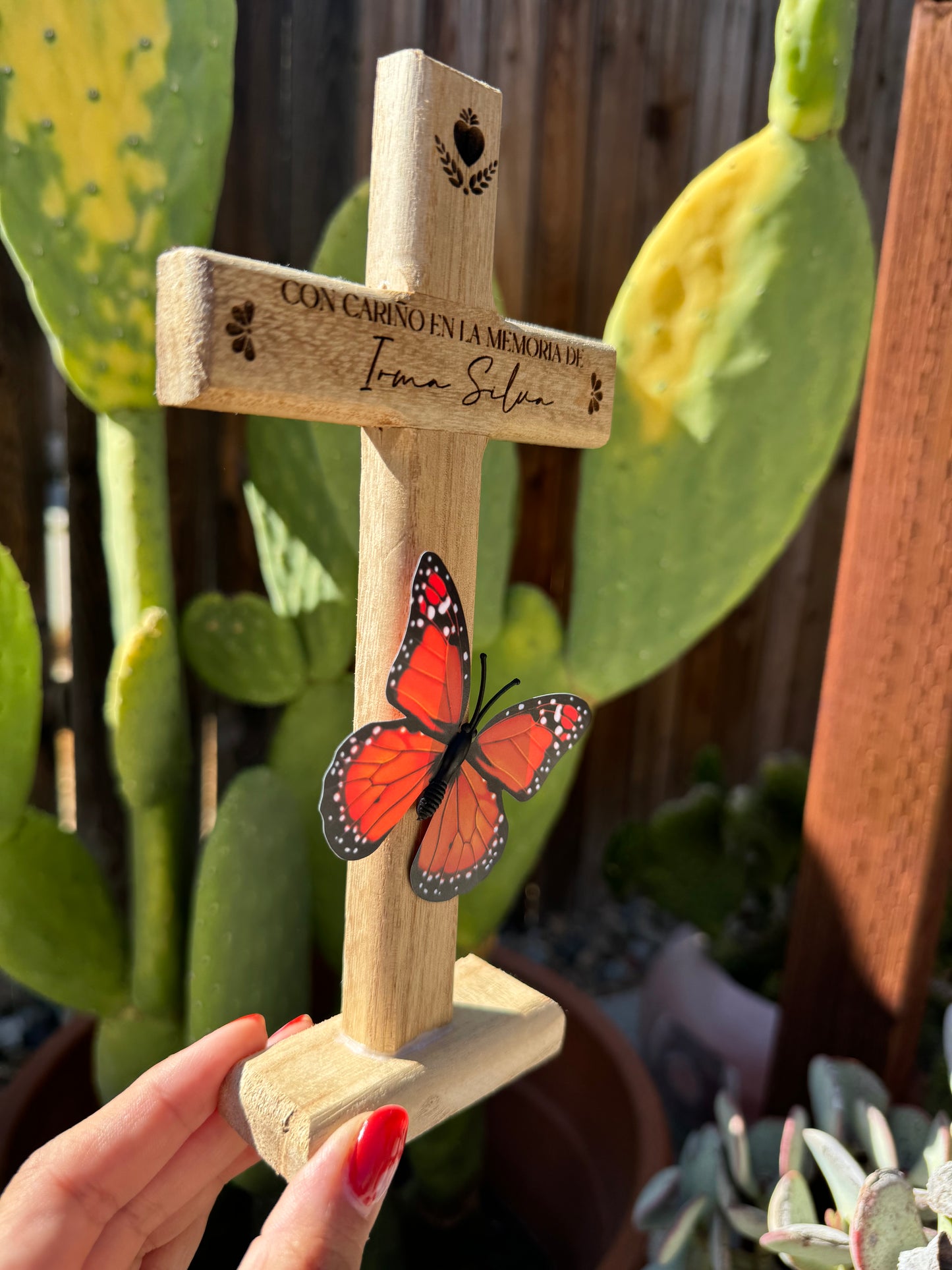 Memorial cross