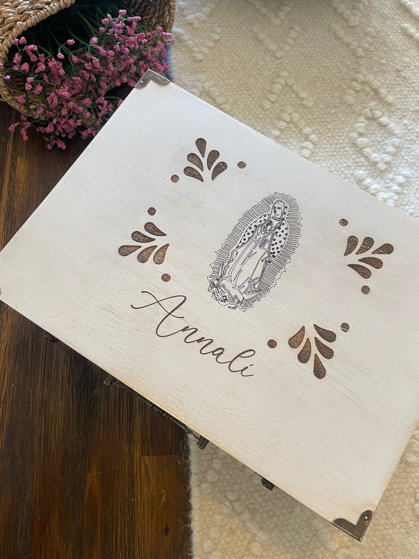 Keepsake box