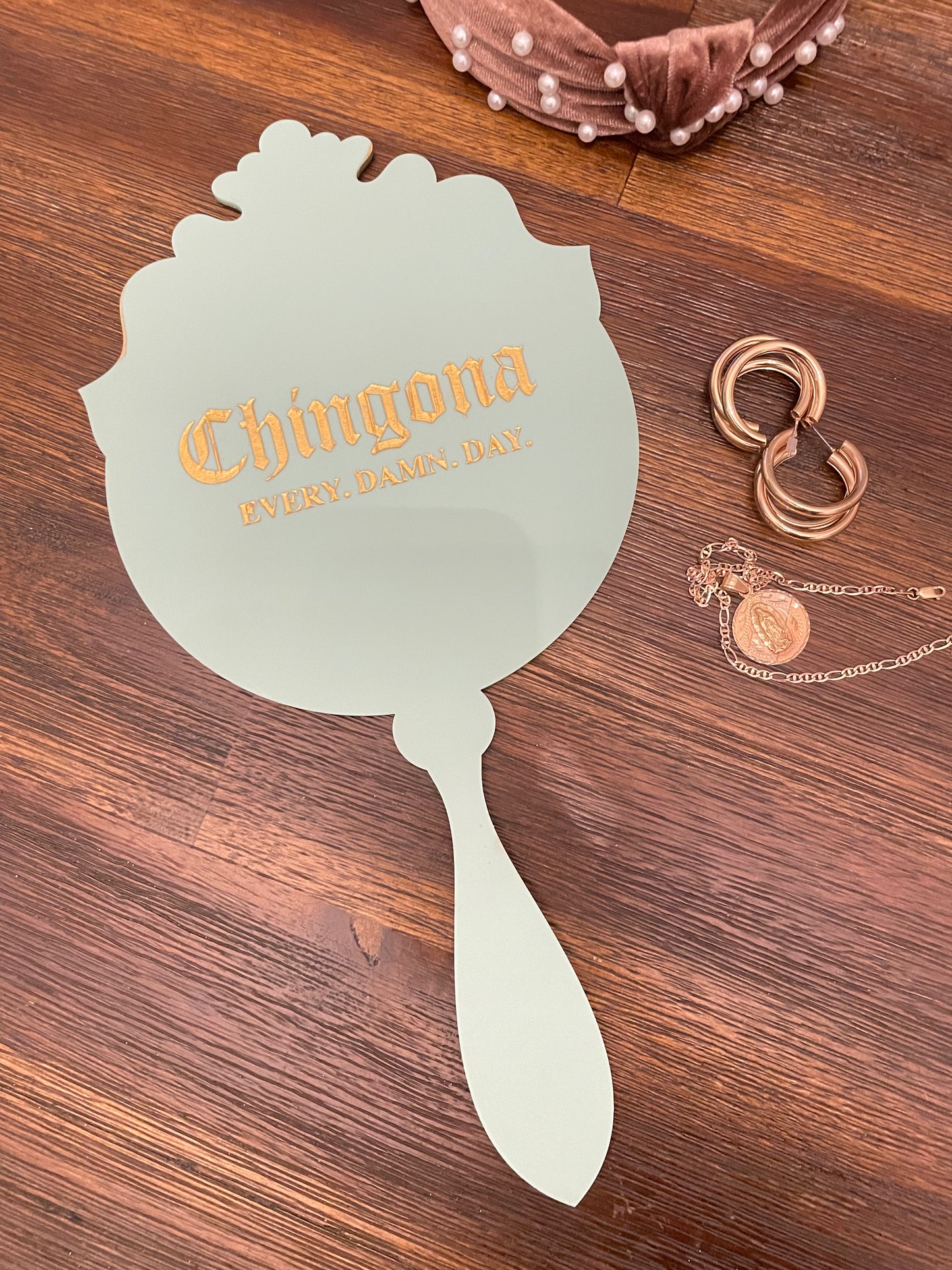 Chingona mirror