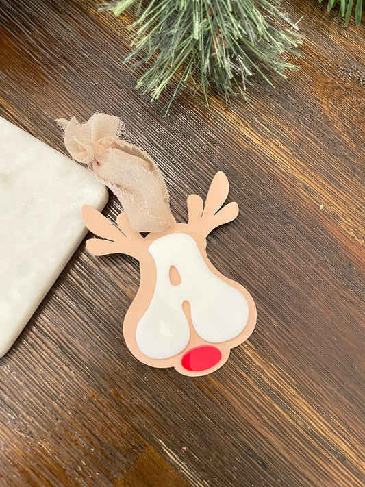 Reindeer letter tag