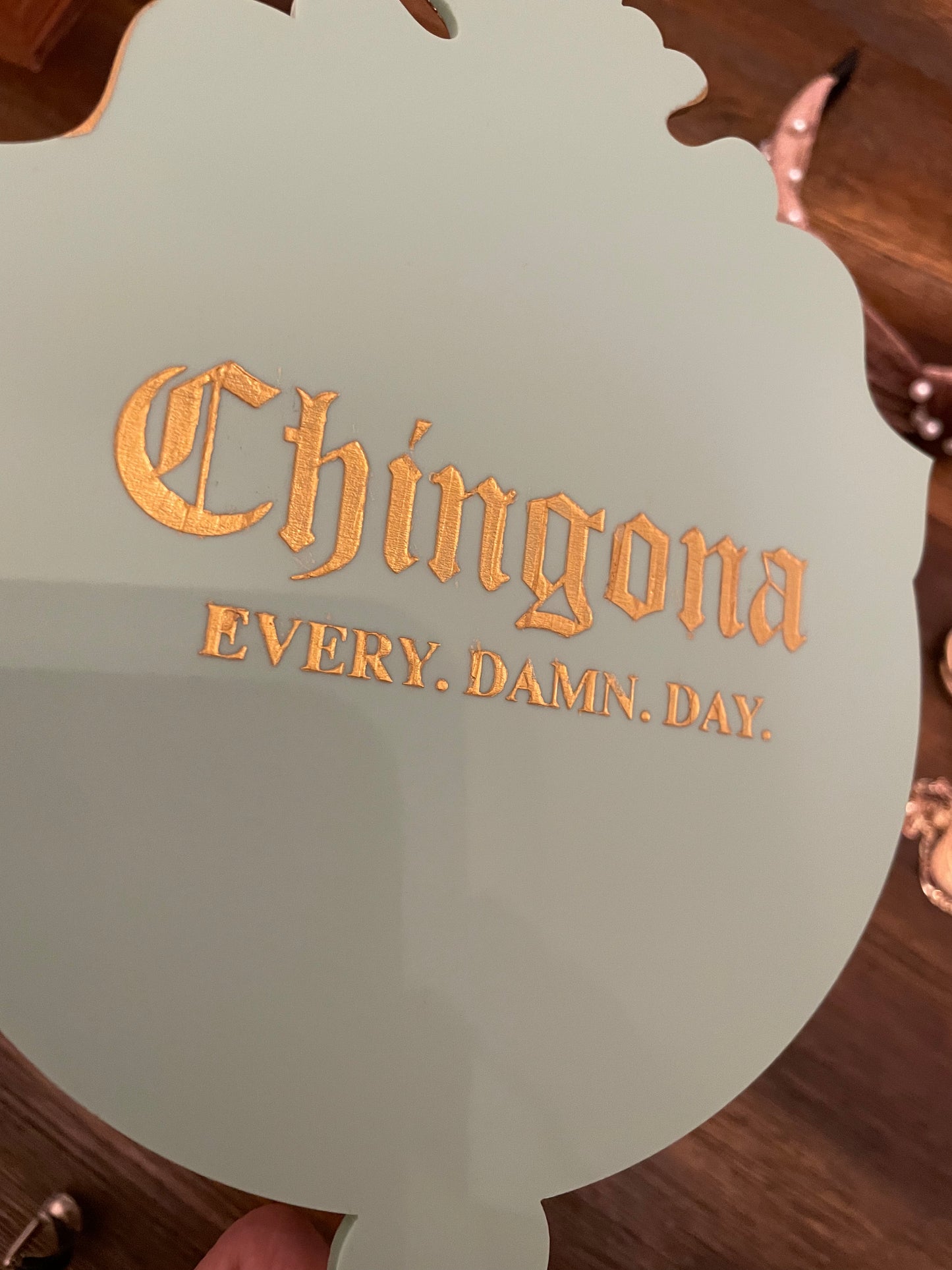 Chingona mirror